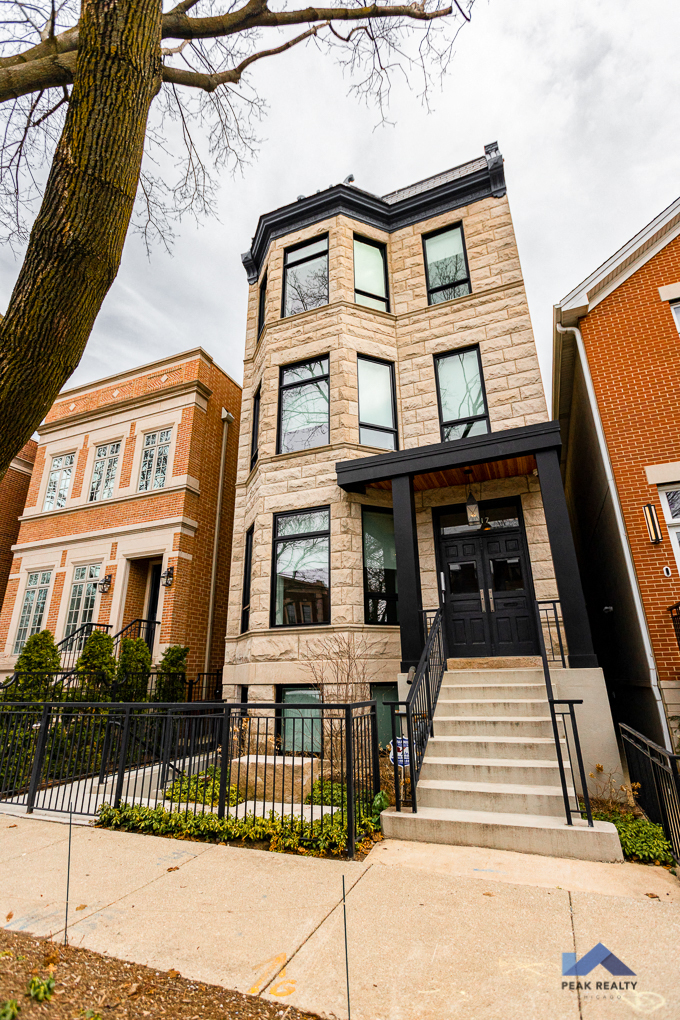 2617 N. Magnolia Ave. 2617 N. Magnolia Ave., Chicago, IL 60614 Lincoln Park - Leasing by Cross Street